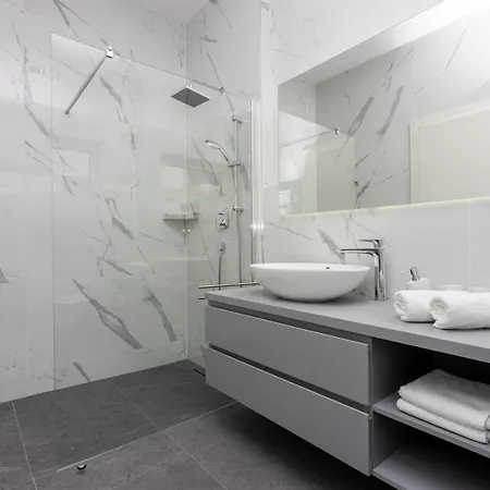 Infinity Adria Villa