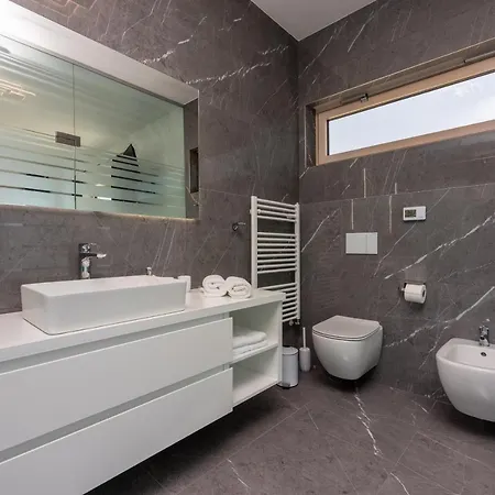 Infinity Adria Villa