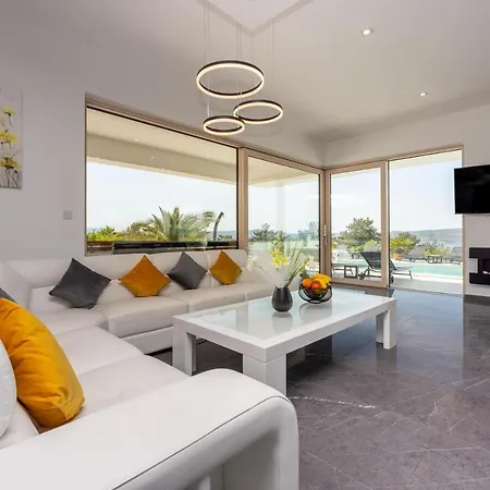 Infinity Adria Vila *